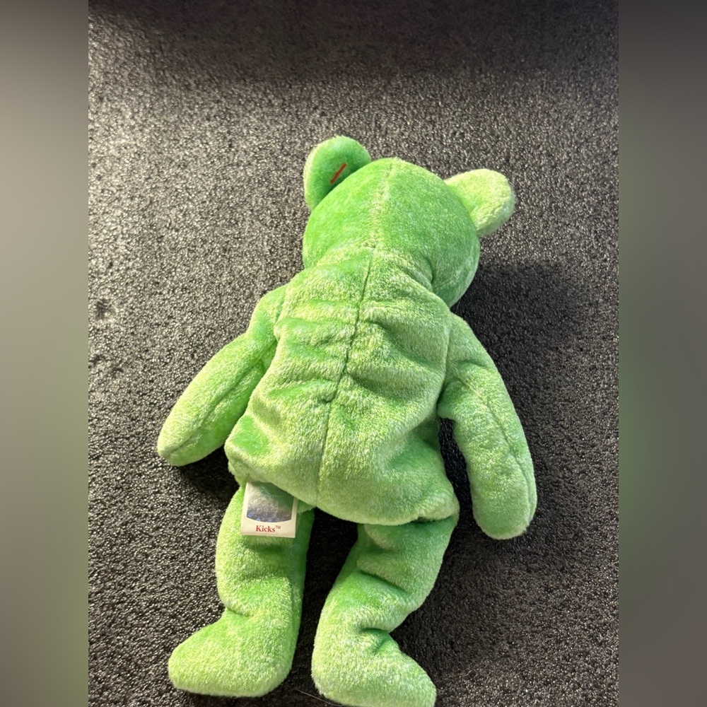 Ty Soccer Bear Plush in Bright Green - Picture 3 of 3